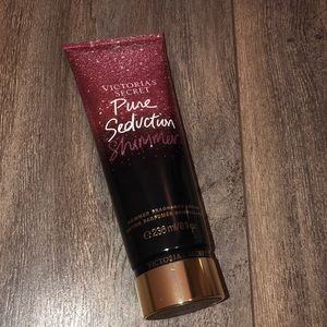 Victoria’s Secret shimmer lotion